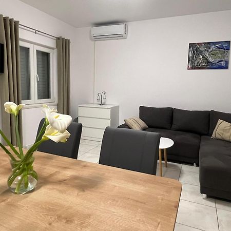 Apartman Krsticevic Metković Esterno foto