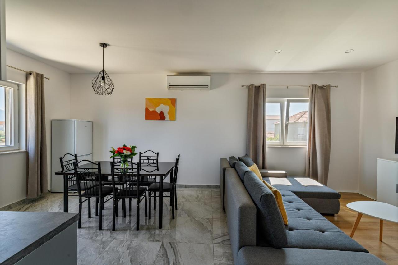Apartman Krsticevic Metković Esterno foto