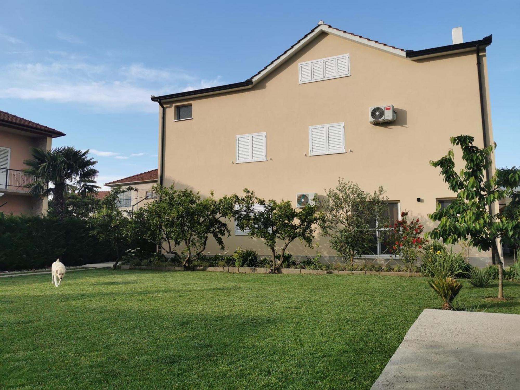 Apartman Krsticevic Metković Esterno foto