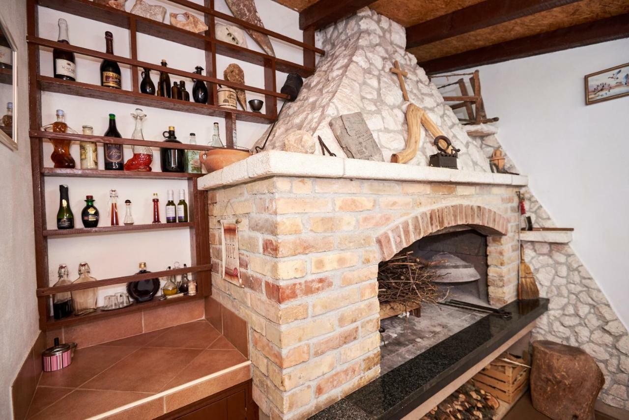 Apartman Krsticevic Metković Esterno foto